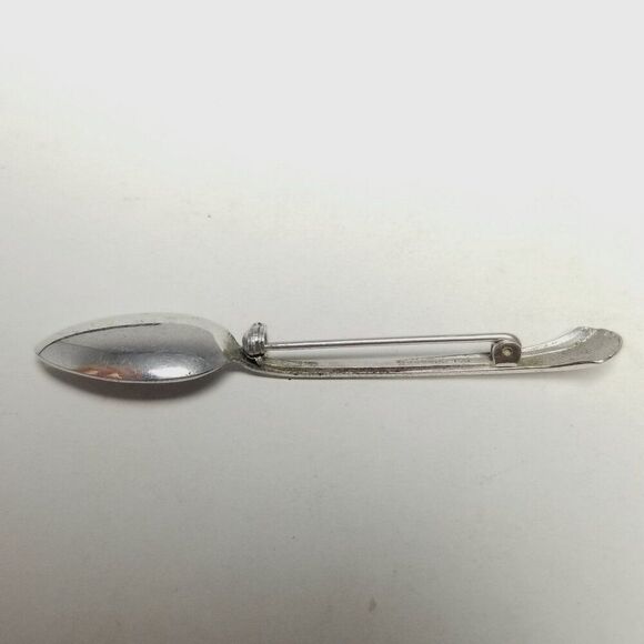 Vintage Little Teaspoon Spoon Shape Brooch Lapel Pin, Silver Tone PAT 2066962 - Picture 3 of 7